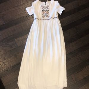 Embroidered maxi dress